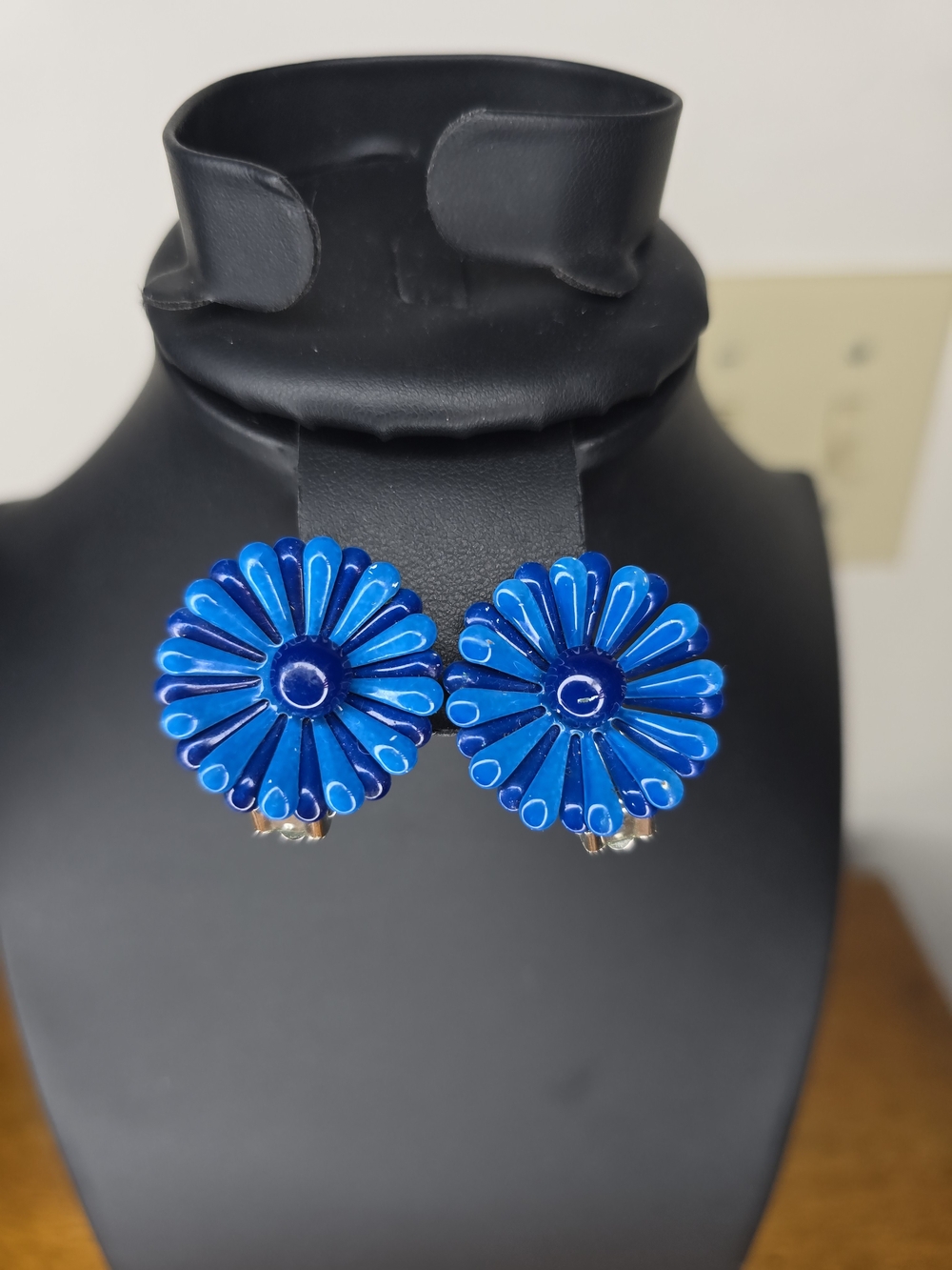 Vibrant Blue Floral Clip-On Earrings - Unbranded